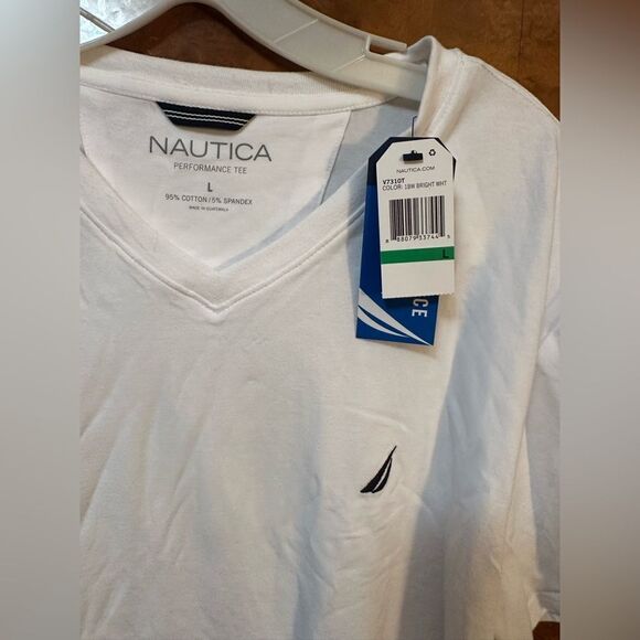 Nautica White Performance Tee for Men - Picture 2 of 5